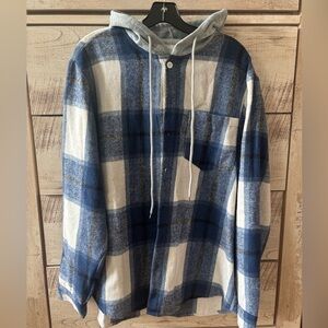 Brand new, never worn.
Blue and White Plaid Men's Shirt with Hoodie
T 6
